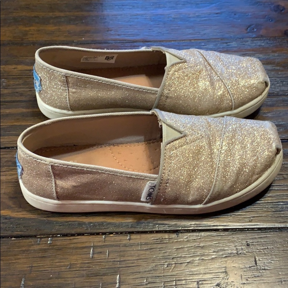 Girls Toms